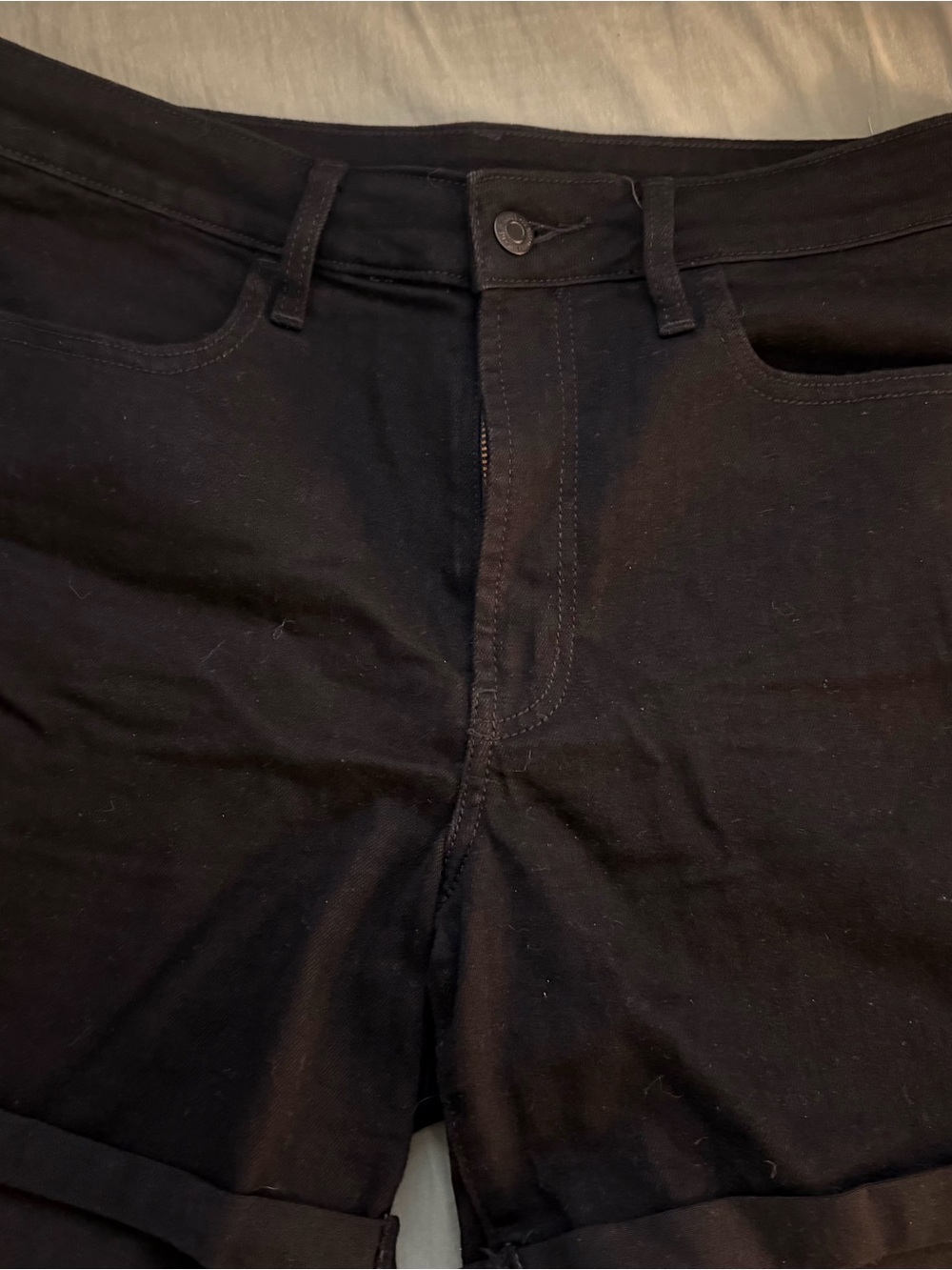 Old Navy Women's Black Jean Shorts with Rolled Hem NWOT